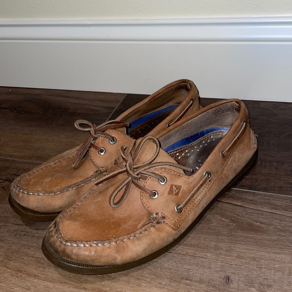 Sperry boat shoes